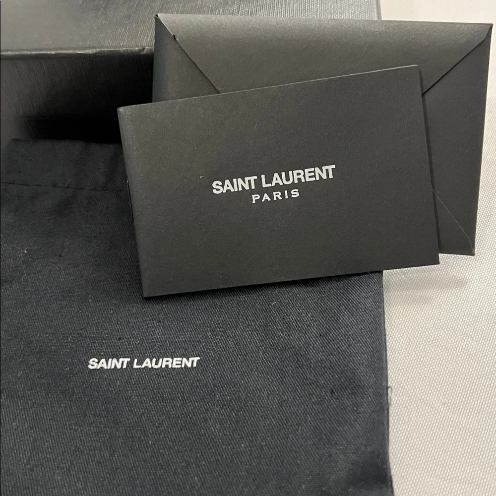 Authentic YSL Wallet - Picture 4 of 12